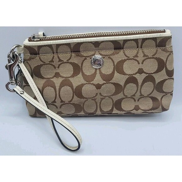 Coach Handbags - Coach Wristlet Wallet Great Condition Preowned -Brown